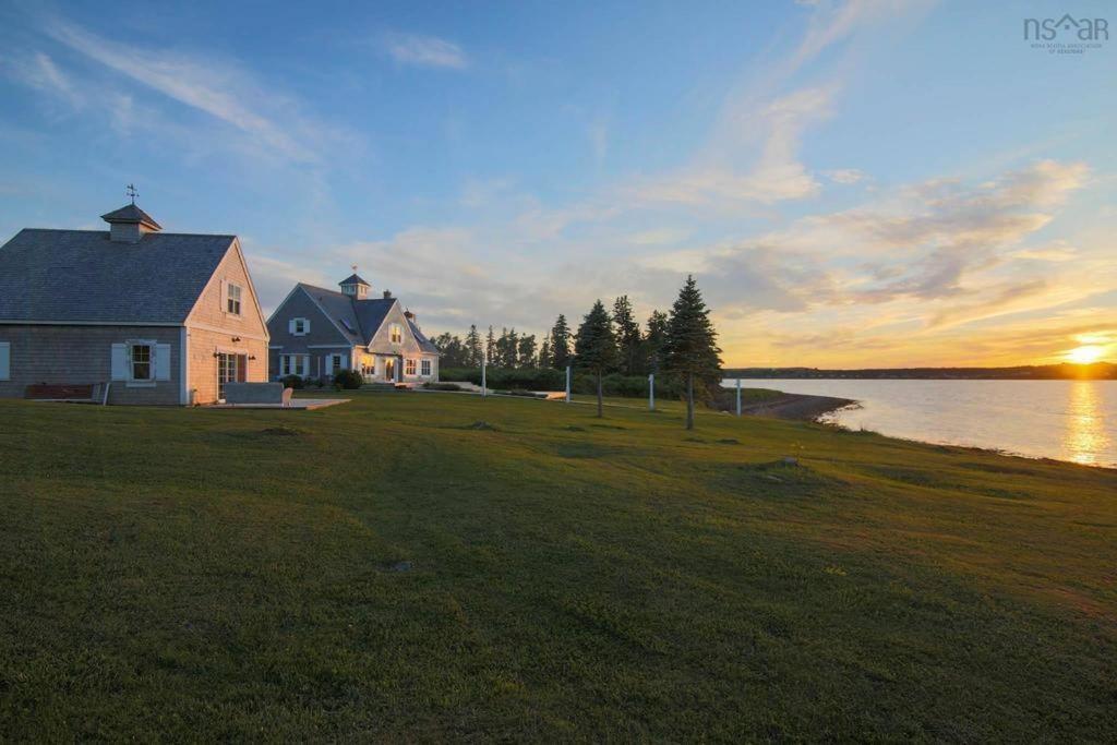 Sea Cliff Cottage เอ็ดวาร์ดสวิลล์ ภายนอก รูปภาพ